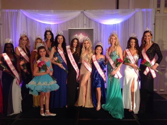 A fabulous group shot of our 2014 & 2015 Canada's Perfect National Titleholders.